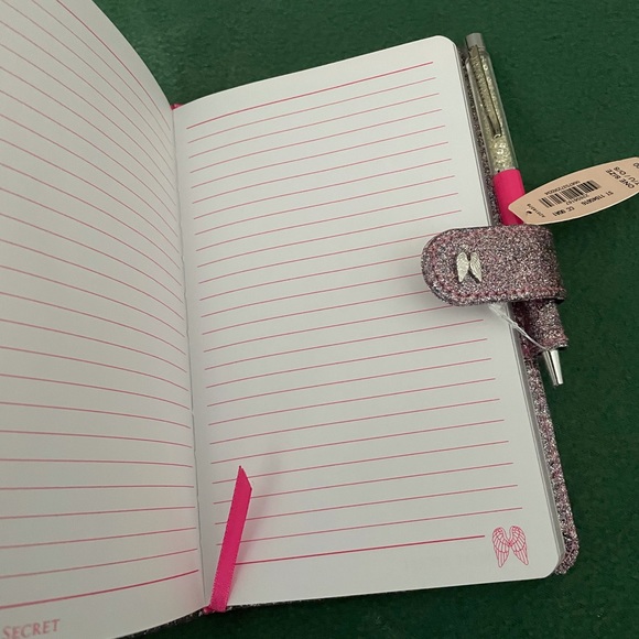 Victoria’s Secret Notebook and Pen Set - Picture 8 of 10